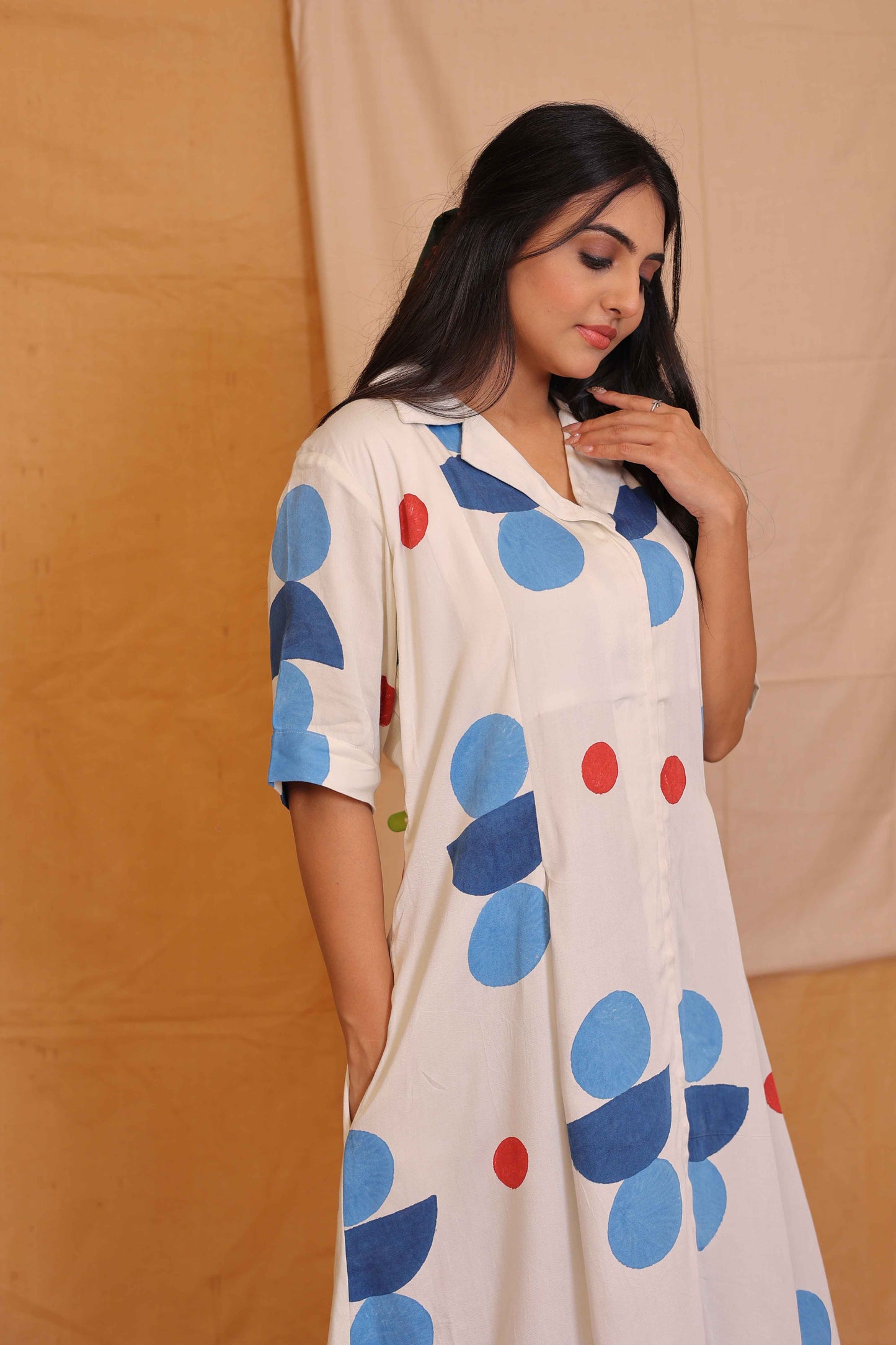 EMILY'S SIGNATURE HANDBLOCKPRINTED OFFWHITE BLUE COLLAR DRESS