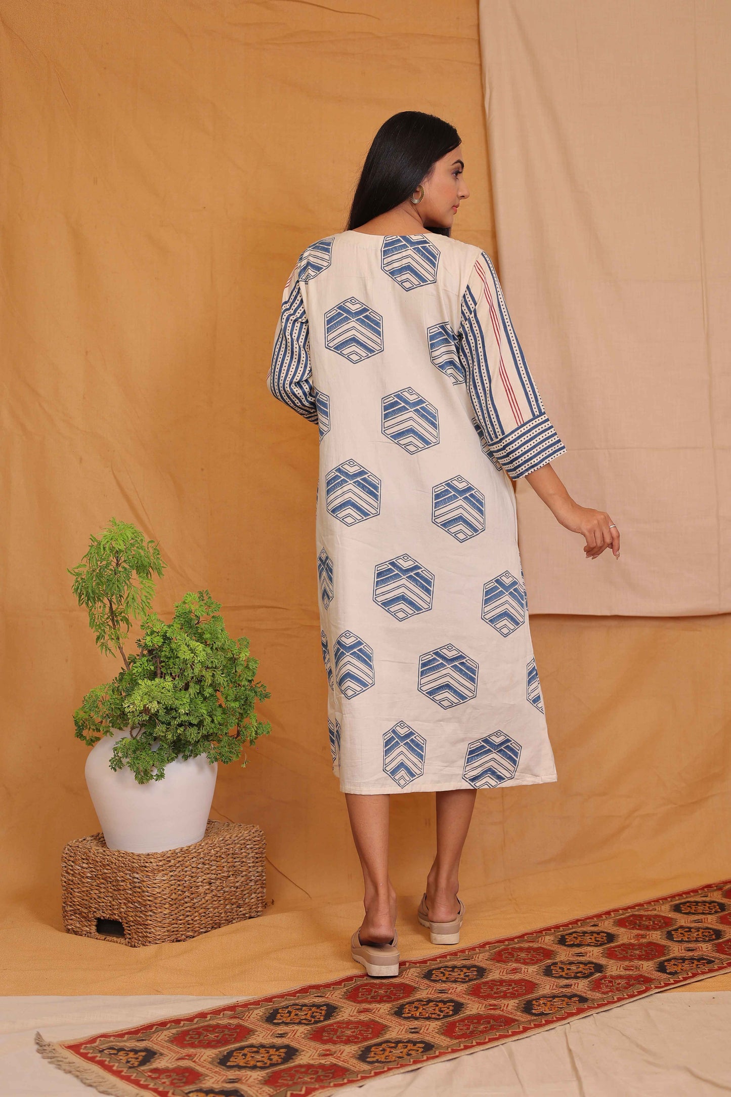 KAVYA'S OFFWHITE INDIGO HANDBLOCKPRINTED JACKET DRESS