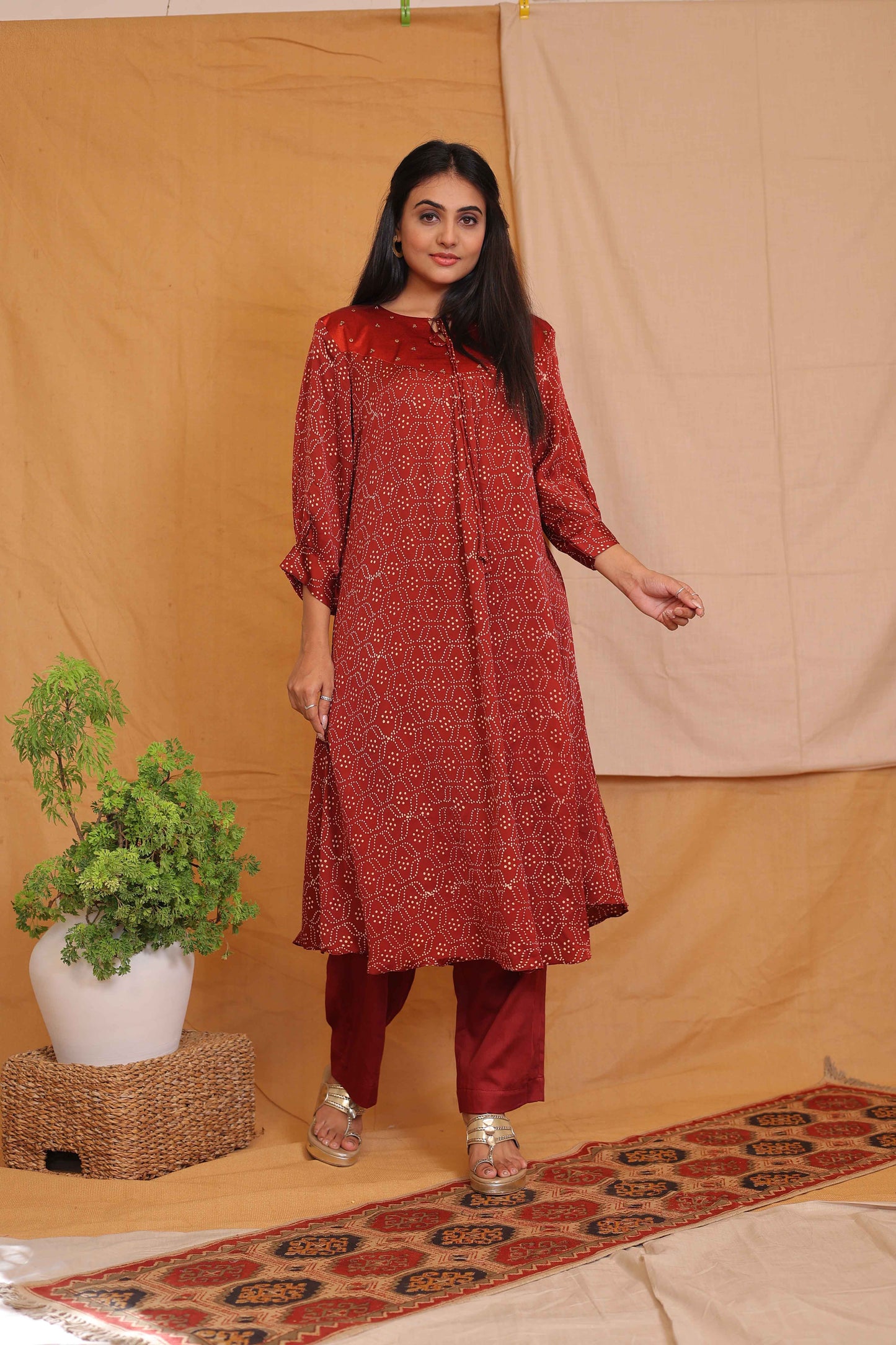 MAIRA'S MAROON HANDBLOCK PRINTED KURTA PANT SET